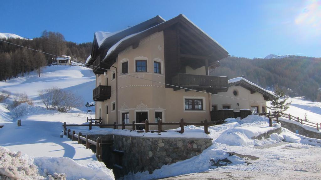 Chalet Rin da Pemont Livigno Buitenkant foto