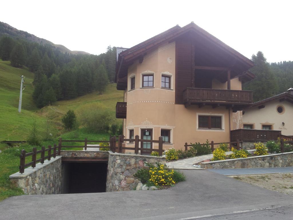 Chalet Rin da Pemont Livigno Buitenkant foto